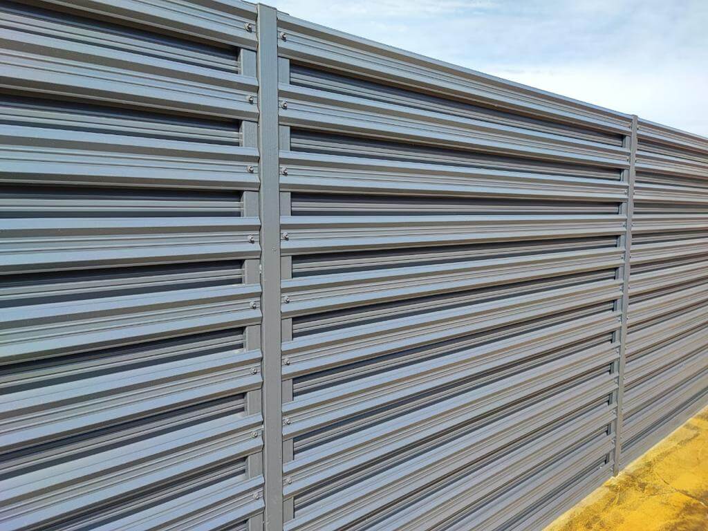 забор из штакетника RAL7024 Серый Графит фото7 в Нижнем Новгороде