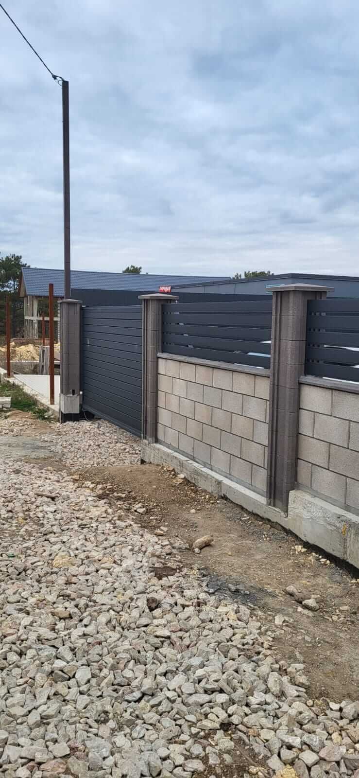 Забор-ранчо из металлопланкена 28м RAL7024 Серый Графит МАТТЕ фото 2 в Нижнем Новгороде