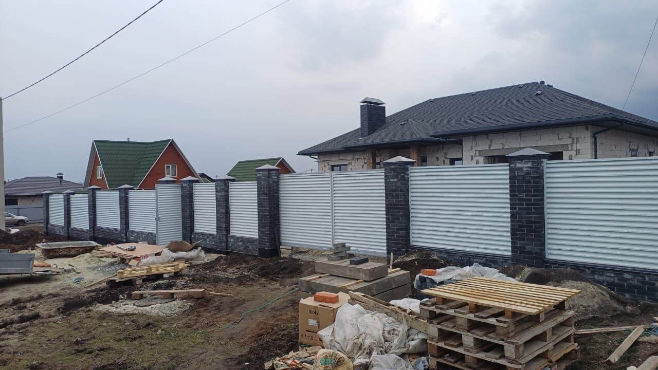 Забор-жалюзи из ламелей ЭКО-Z 94м RAL9003/9003 Белый двусторонний фото 2 в Нижнем Новгороде