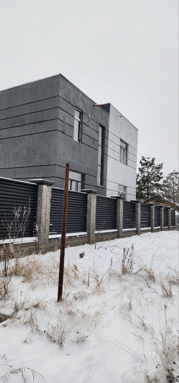 Забор-жалюзи из ламелей ЭКО-Z 66м RAL9005/9005 Черный двусторонний МАТТЕ фото 1 в Нижнем Новгороде